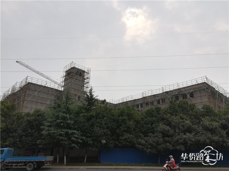 【2018小七跑盘】之10月石林大公园:领销许之后样板间限时开放参观,猜猜多少人会报名买房呢? 【2018小七跑盘】之10月石林大公园:领销许之后样板间限时开放参观,猜猜多少人会报名买房呢?