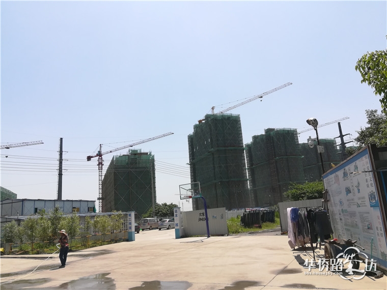 【2018小七跑盘】之5月石林大公园:售楼处尚未公开,有值班销售入驻,首开3栋楼324套毛坯房源! 【2018小七跑盘】之5月石林大公园:售楼处尚未公开,有值班销售入驻,首开3栋楼324套毛坯房源!