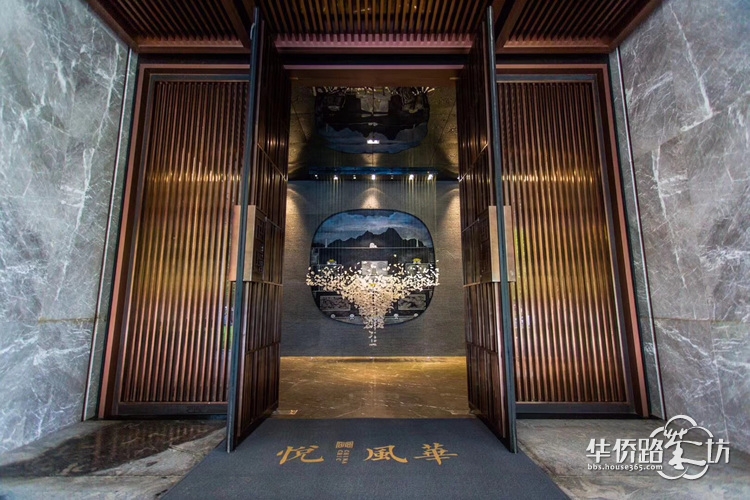 【面面看房】之金地悦风华,青奥板块高端纯新盘预计在七月首开叠墅,一起来看看这个项目怎么样? 【面面看房】之金地悦风华,青奥板块高端纯新盘预计在七月首开叠墅,一起来看看这个项目怎么样?