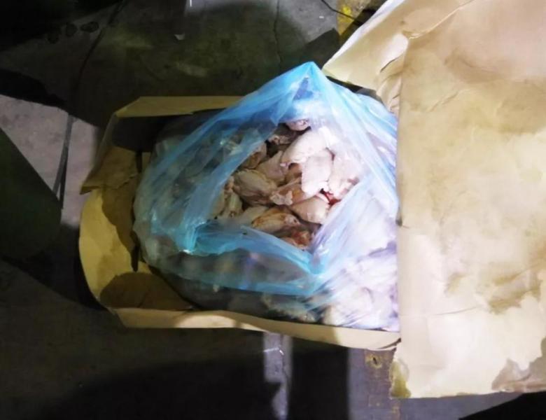 730吨、案值1500万元!中山警方截获大批走私冻肉,这些鸡翅、猪脚不要吃 730吨、案值1500万元!中山警方截获大批走私冻肉,这些鸡翅、猪脚不要吃