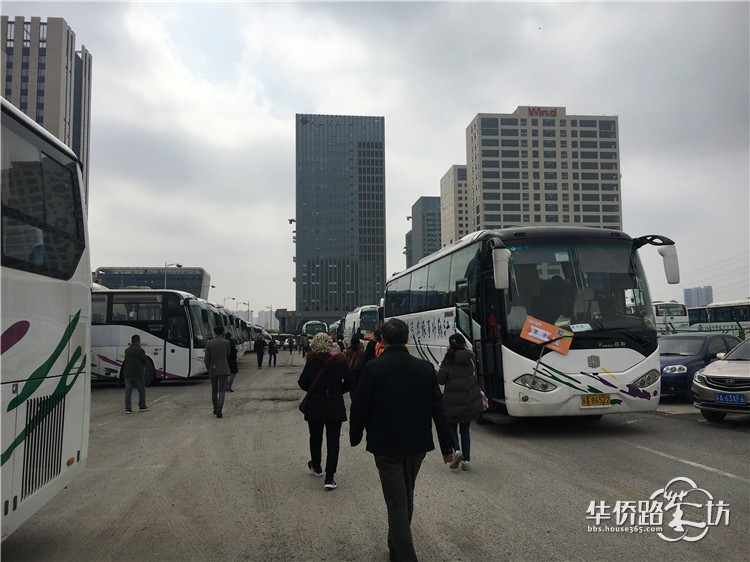 【3月17日看房团回顾】落户新政之后买房人热情燃起,600多人涌进30家楼盘看房!High爆春天! 【3月17日看房团回顾】落户新政之后买房人热情燃起,600多人涌进30家楼盘看房!High爆春天!