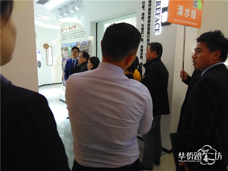 【10.13看房团回顾】11辆大巴从河西其出发,奔赴10条线36家热盘! 【10.13看房团回顾】11辆大巴从河西其出发,奔赴10条线36家热盘!