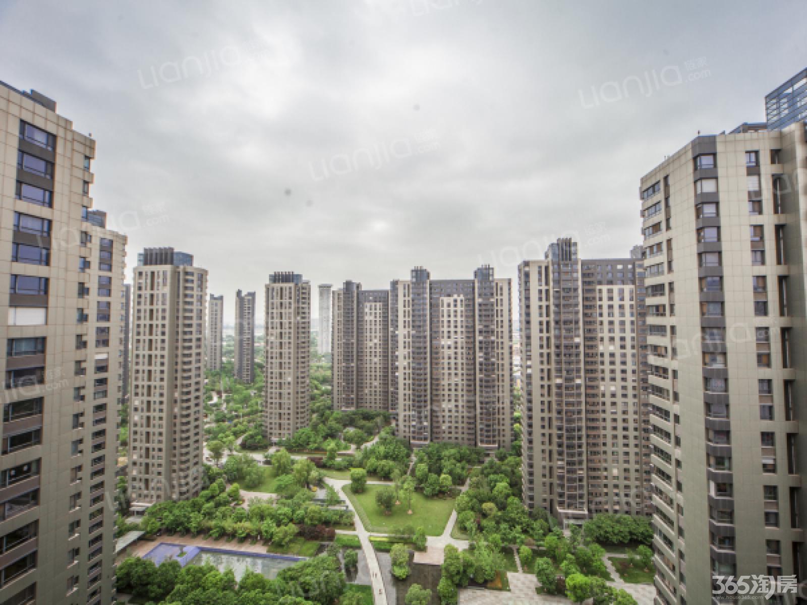 仁恒江湾城二期 4室2厅 178平