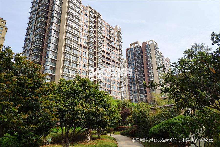 万裕龙庭水岸家园